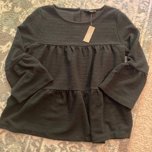 Adorable J. Crew NWT knit tiered blouse black XS
